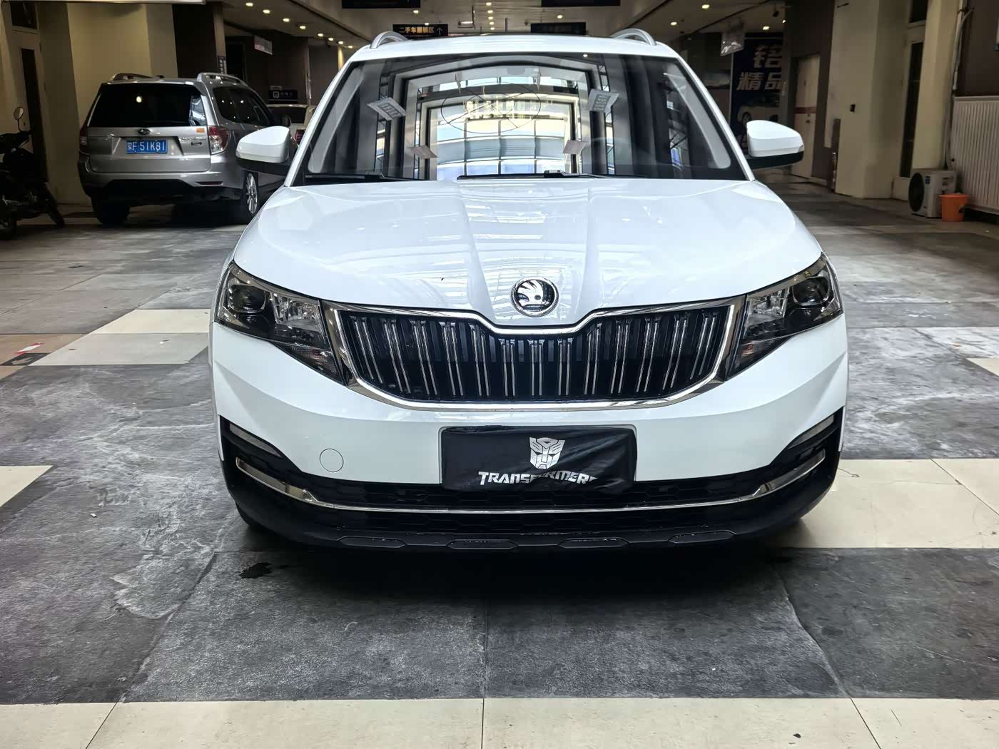 Skoda Kamiq 1.5 л 2023 г. Белый, пробег 41000 км