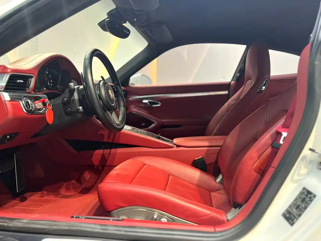 Porsche 911 2015 Carrera 3.4L Style Edition