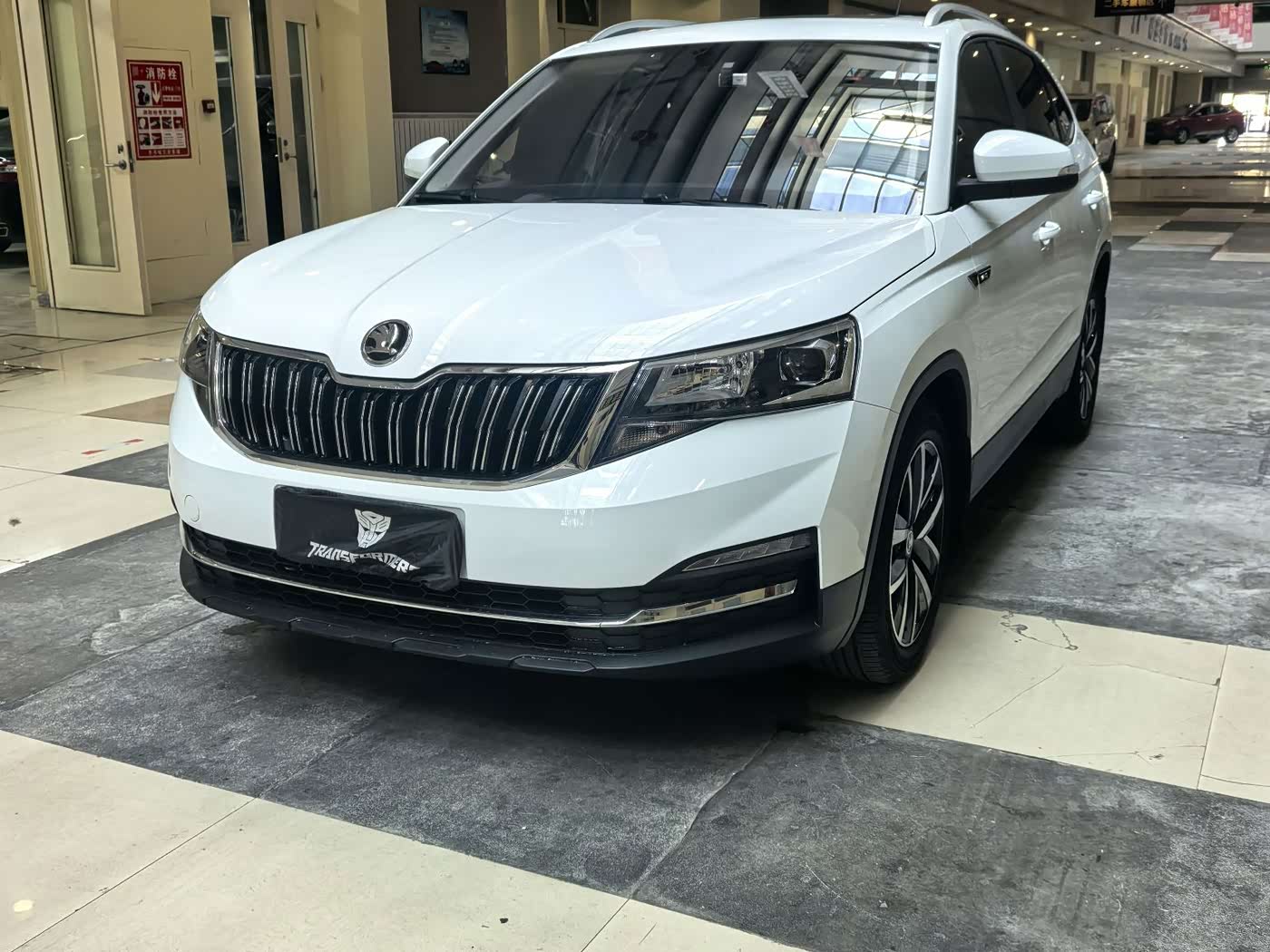 Skoda Kamiq 1.5 л 2023 г. Белый, пробег 41000 км