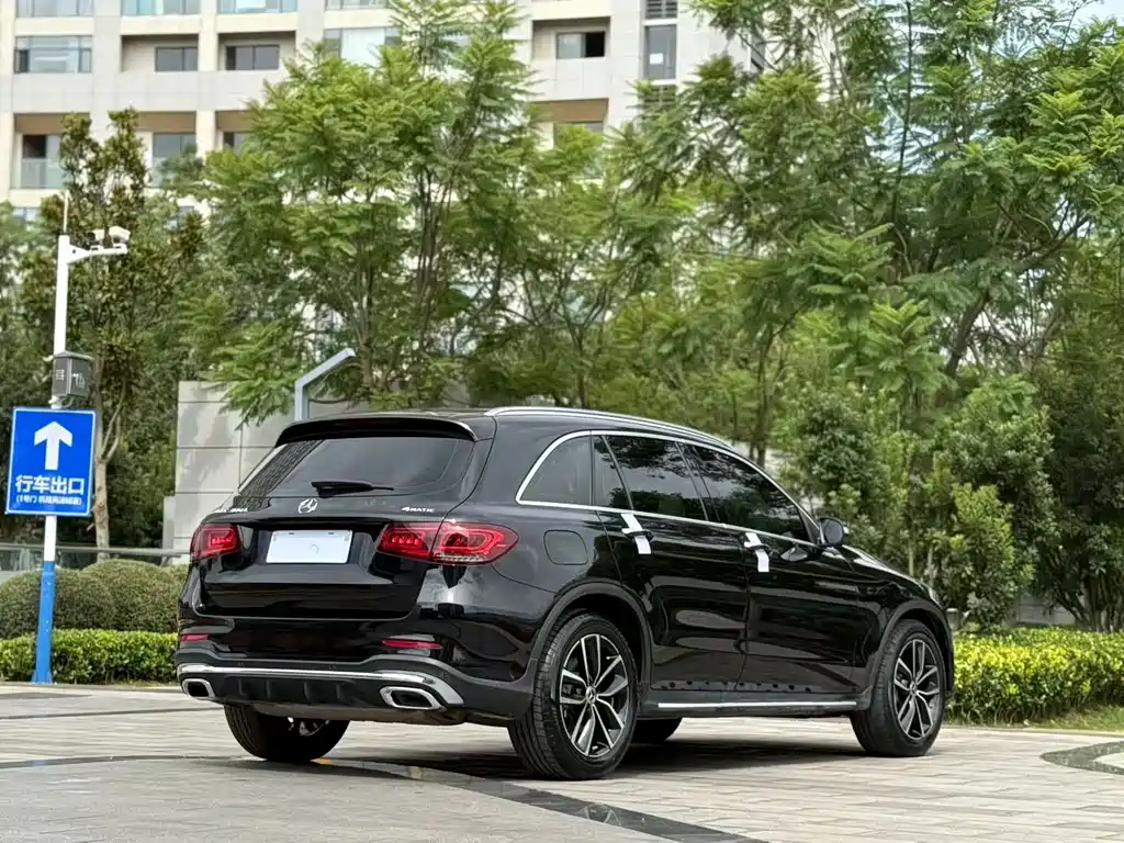 Mercedes-Benz GLC — миниатюра 9