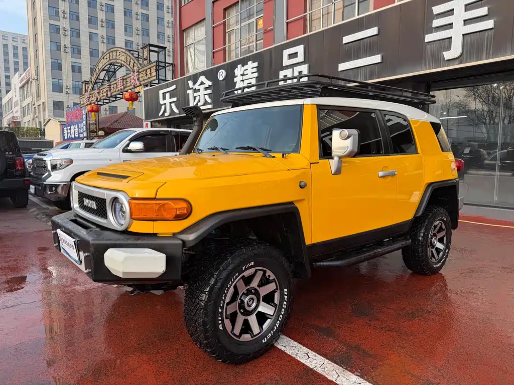 Toyota FJ Cruiser FJ 2017 4.0L AT