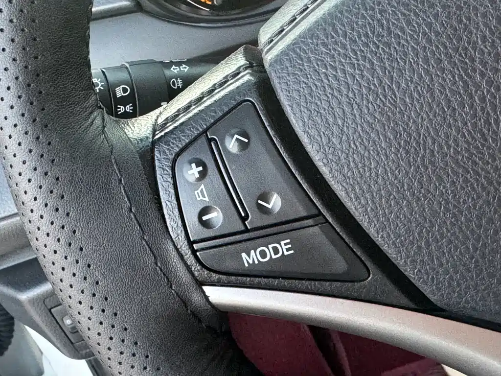 TOYOTA YARIS L ZHIXUAN