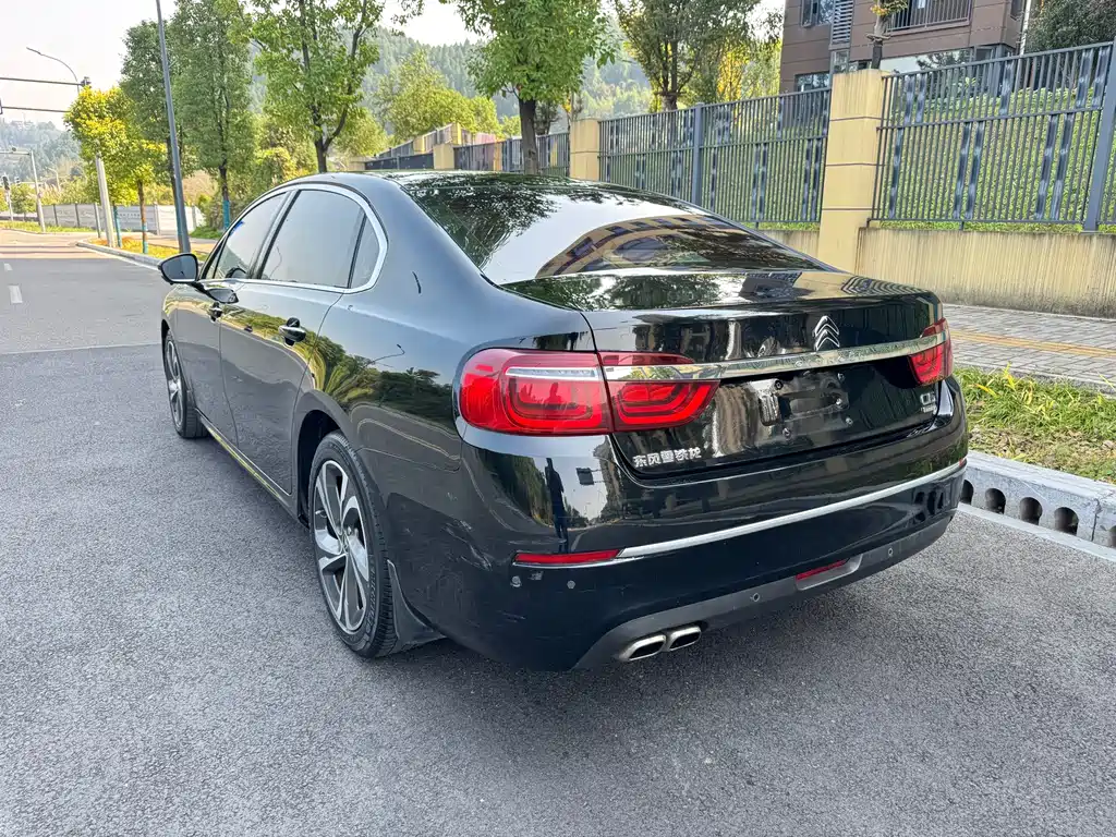 Citroen C6 — миниатюра 10