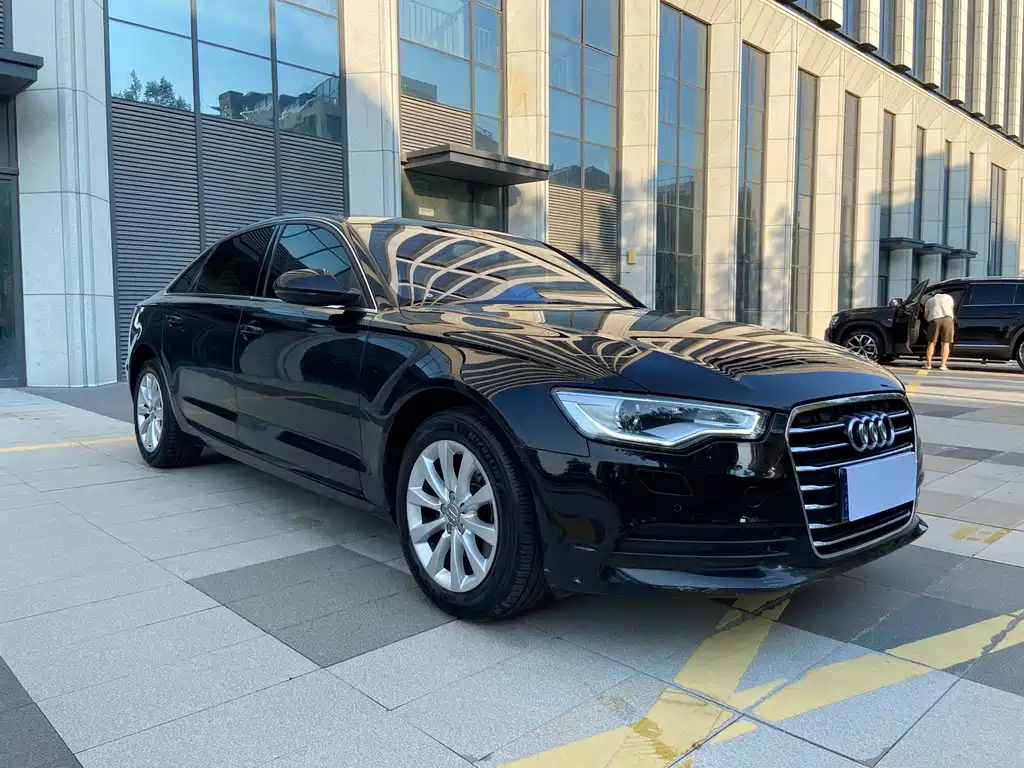 Audi A6L — миниатюра 7