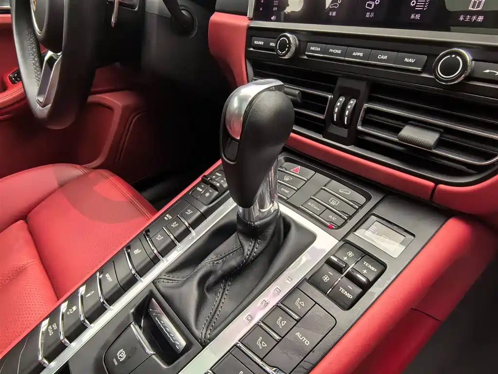 Porsche Macan — миниатюра 30