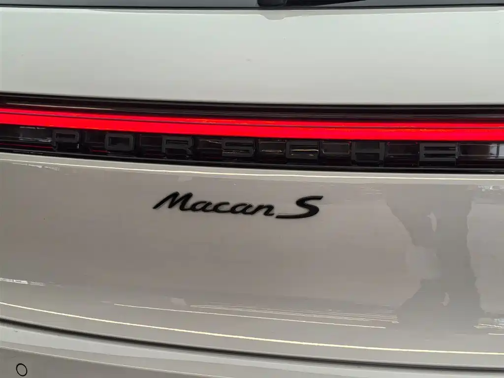 Porsche Macan — миниатюра 20
