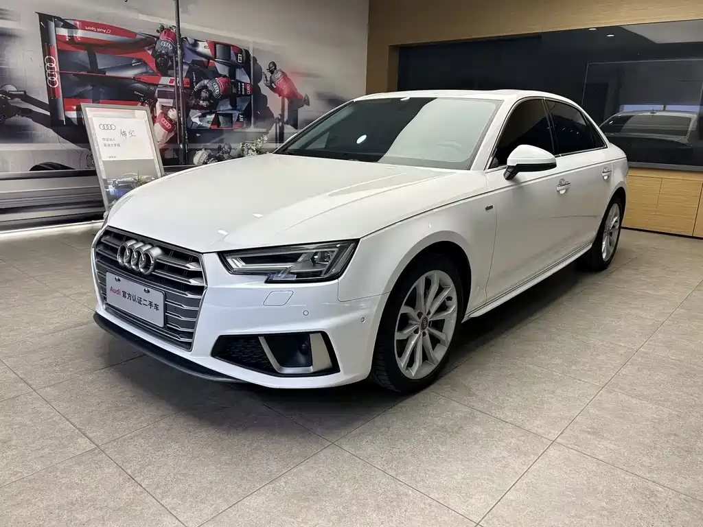 Audi A4L 2019 40 TFSI Fashion V