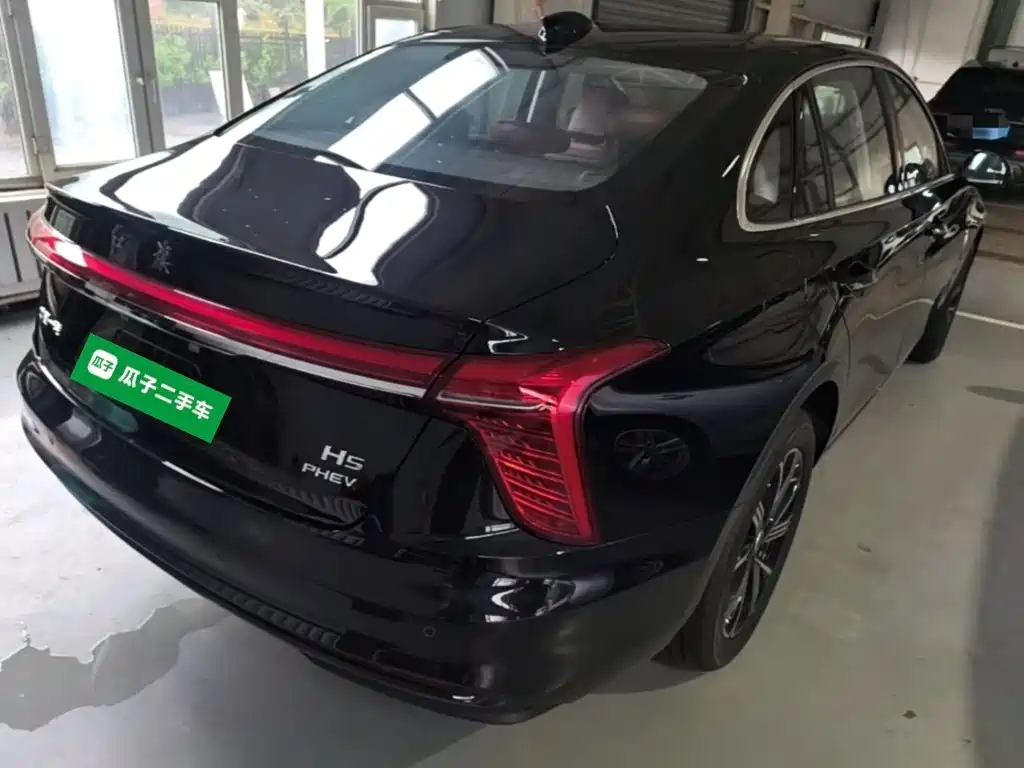 Hongqi H5 PHEV 2025 170