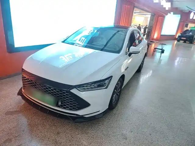 2023 BYD Qin