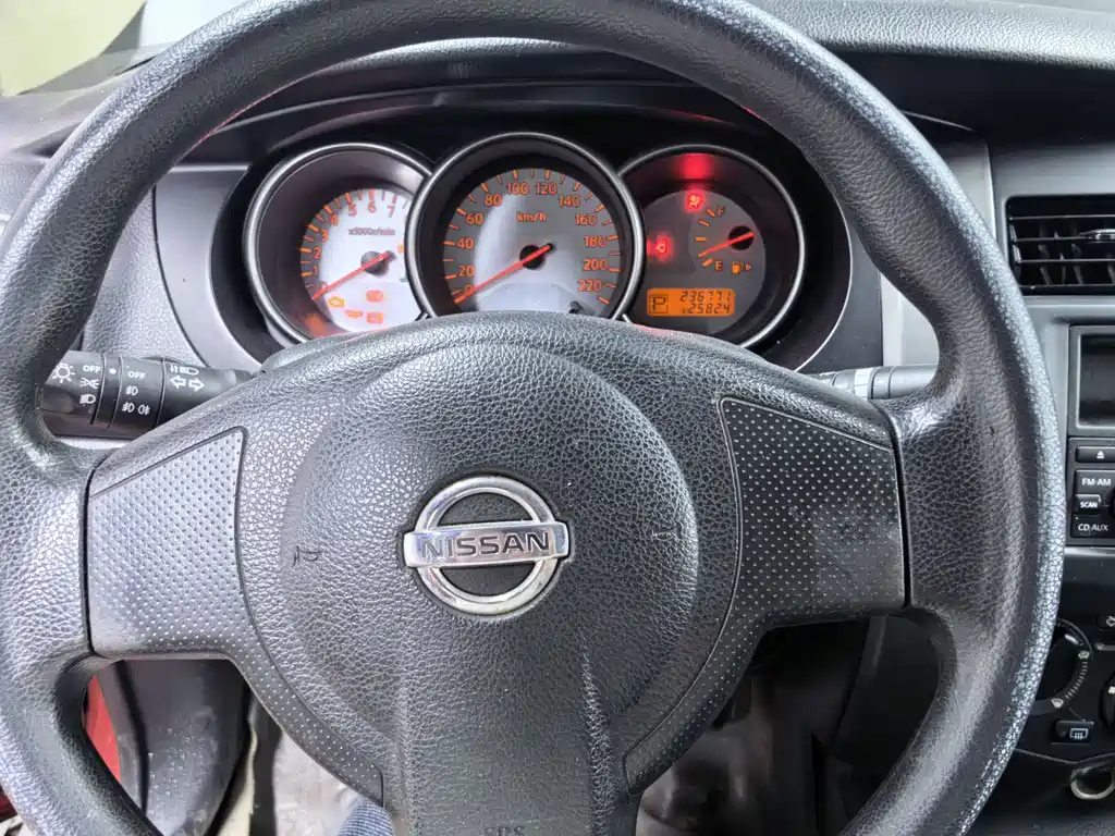 Nissan Livina — миниатюра 9