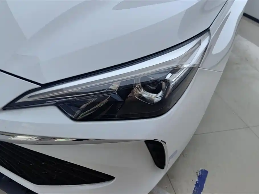 Roewe i5 2023 1.5L CVT