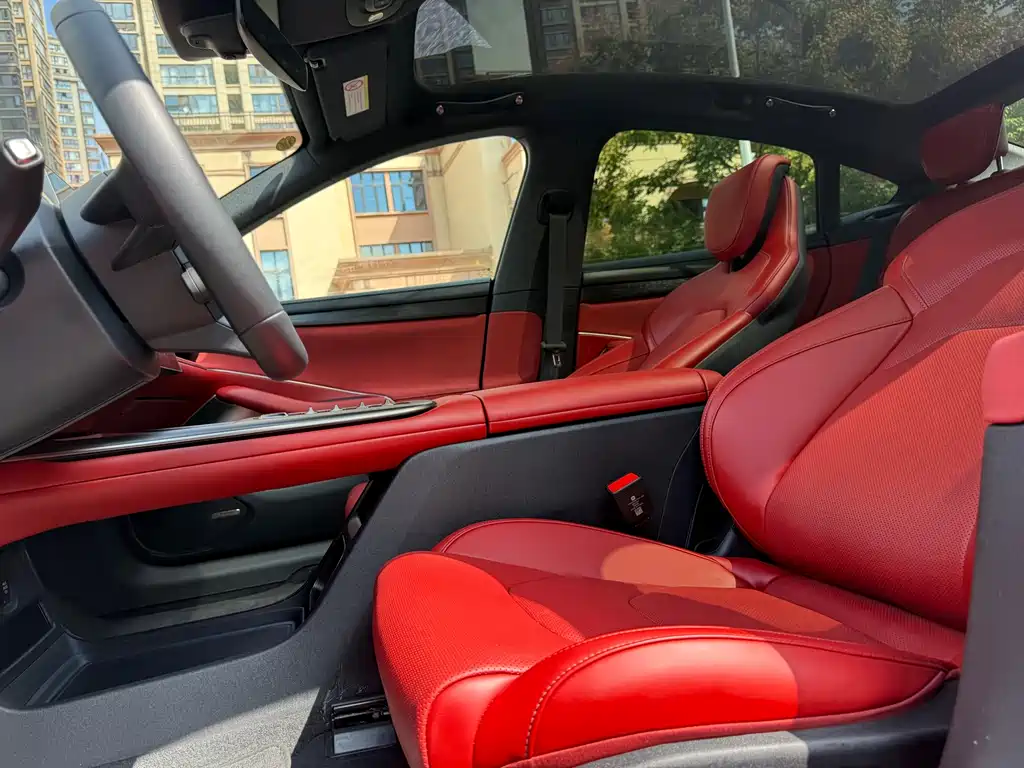 XIAOMI CAR XIAOMI SU7