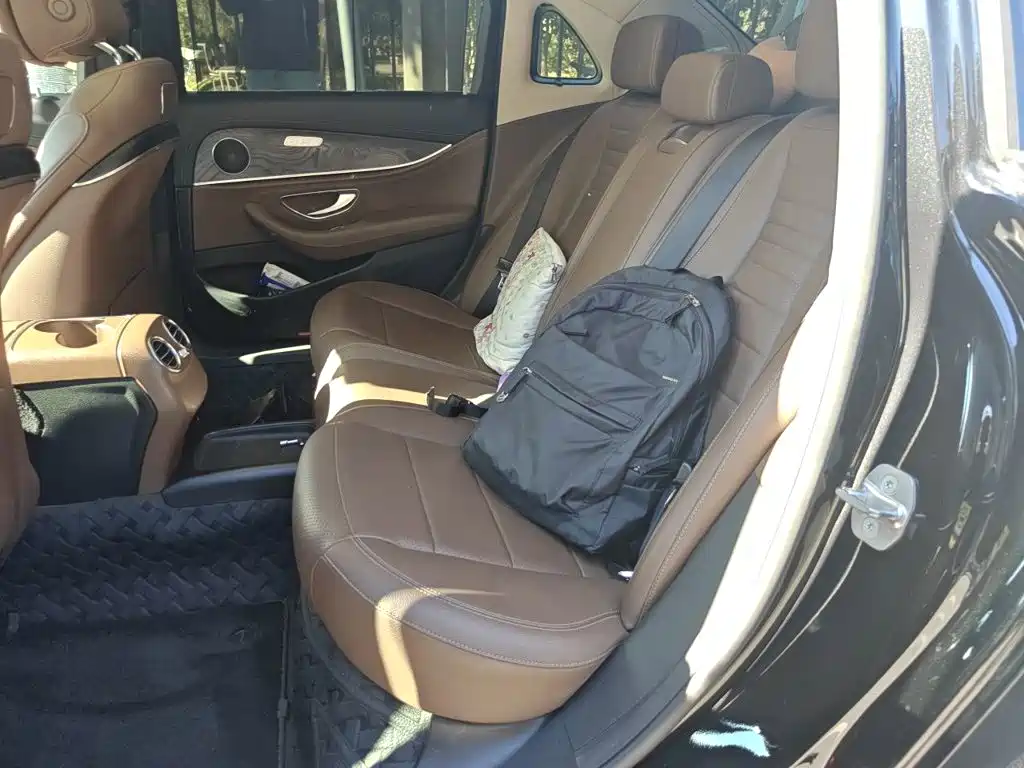 Mercedes-Benz E-Class — миниатюра 18
