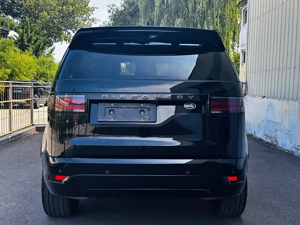 Land Rover Discovery 2025 360PS Dynamic SE