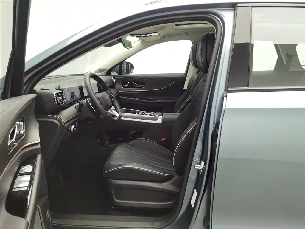 Chery Tiggo 9 9 2023 2.0T DCT Lead 5 мест