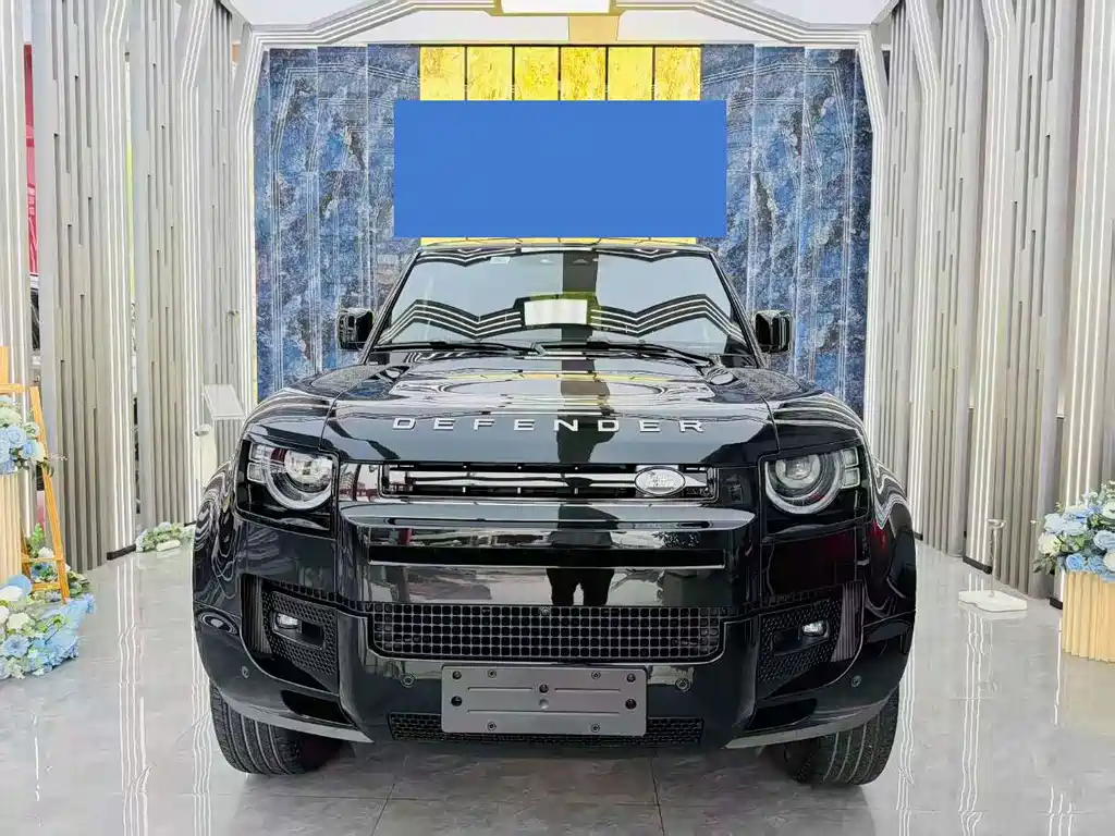 Land Rover Defender — миниатюра 2