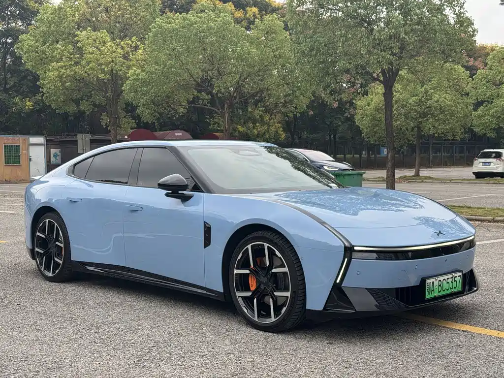 XPeng P7 — миниатюра 3