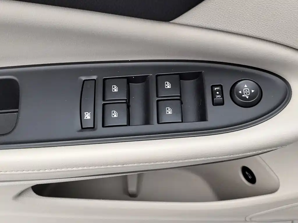 Buick Verano 2019 15S AT Lead