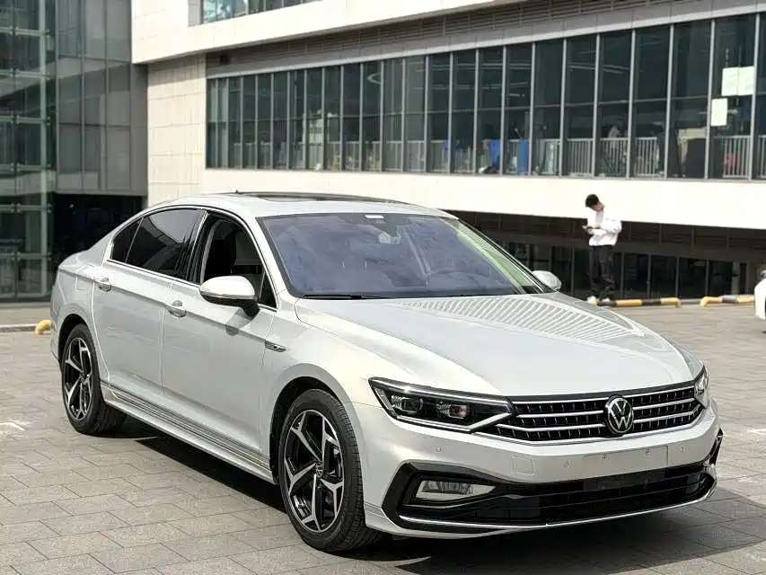 Volkswagen Magotan 2023 200 330TSI DSG Lead