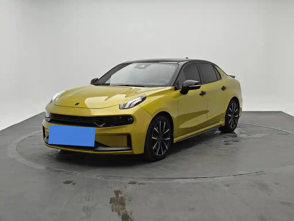 Lynk & Co 03 2021