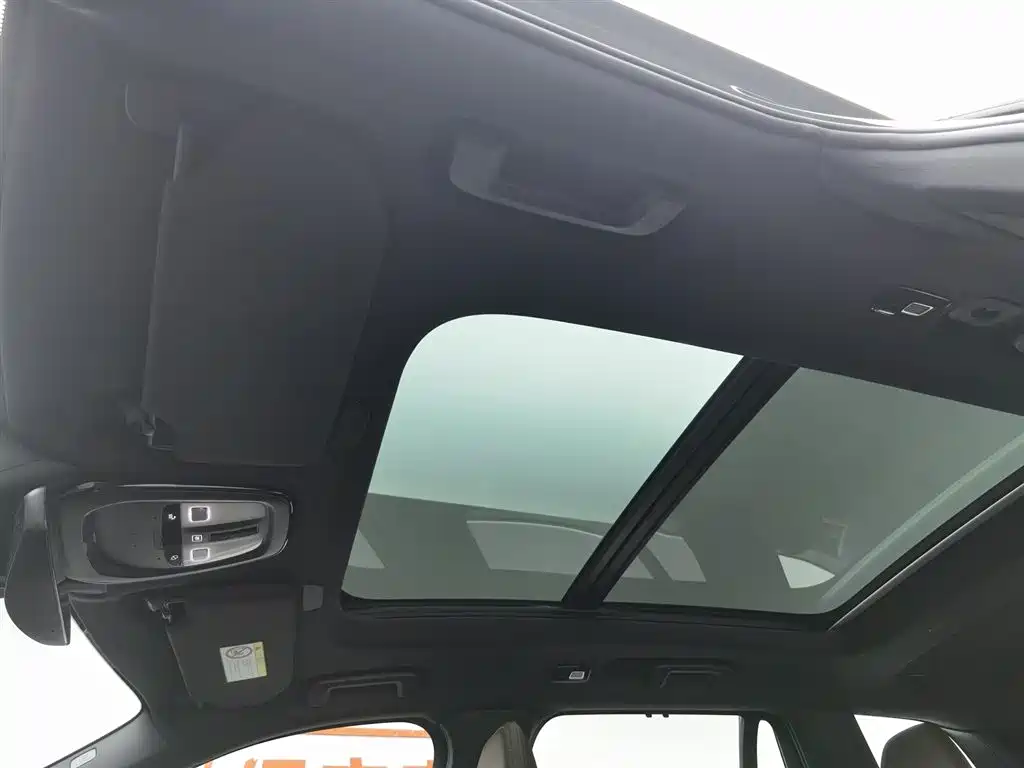 VOLVO XC90 PLUG IN HYBRID