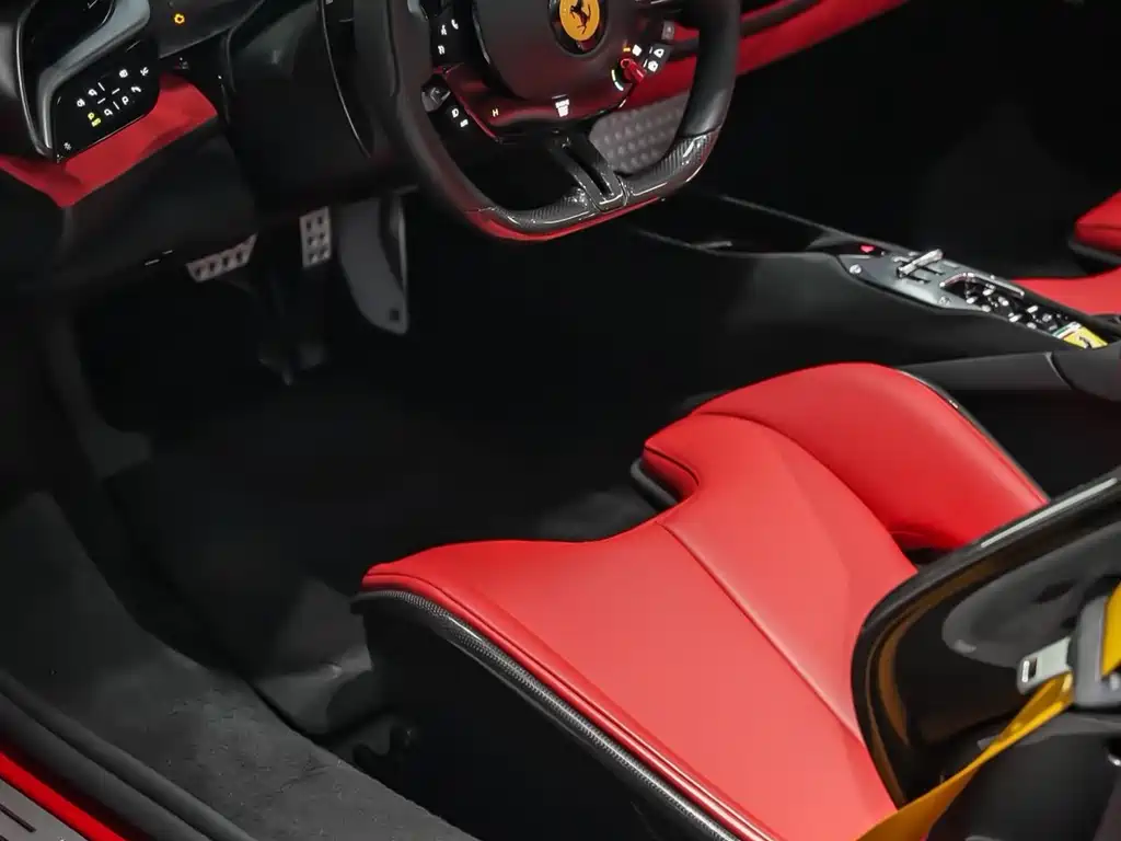 Ferrari SF90 — фотографии объявления, Фото 12