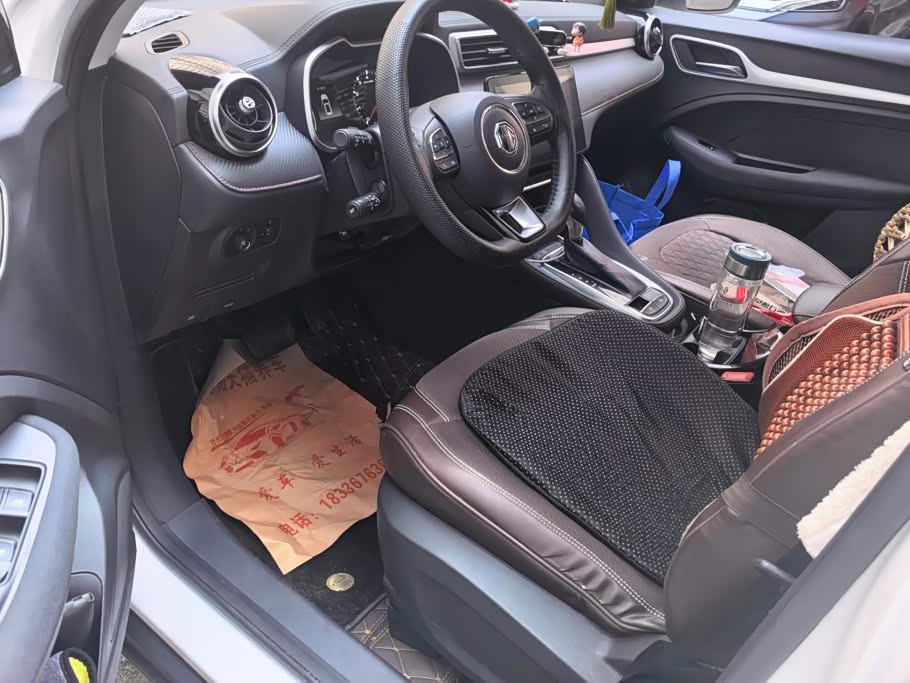 MG MG ZS 1.5 л 2023 г. Белый, пробег 34400 км