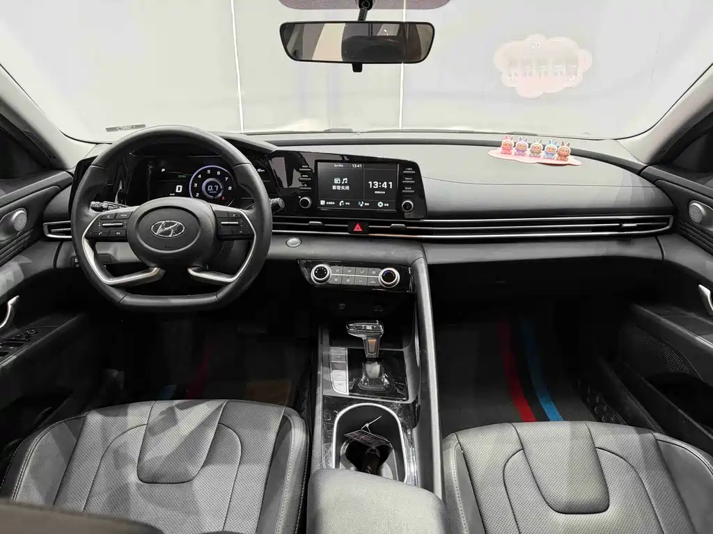 Hyundai Elantra 2022 1.5L CVT GLX Elite