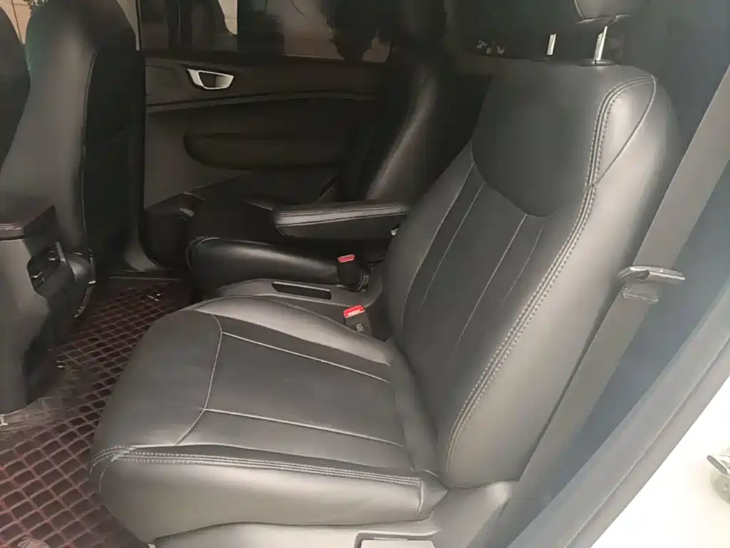 Wuling Jiachen — миниатюра 17