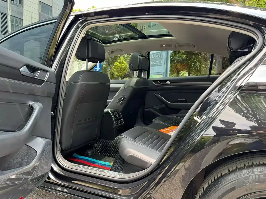 Volkswagen Magotan 2020 330TSI DSG Lead