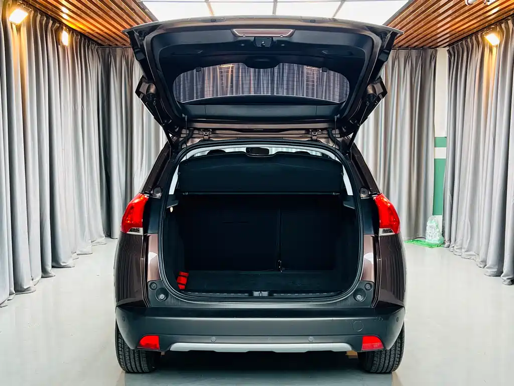 Peugeot 2008 2014 1.6L AT