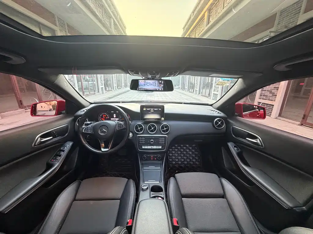 MERCEDES-BENZ A CLASS