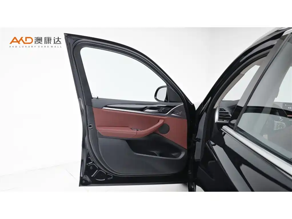 BMW X3 — миниатюра 10
