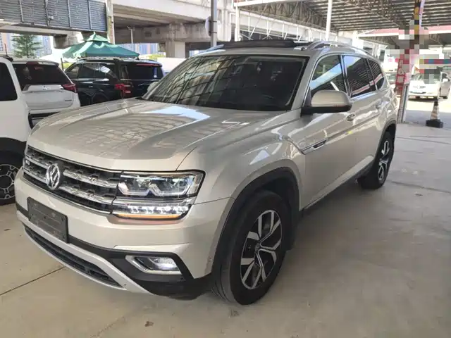 VOLKSWAGEN TOURANG 2018