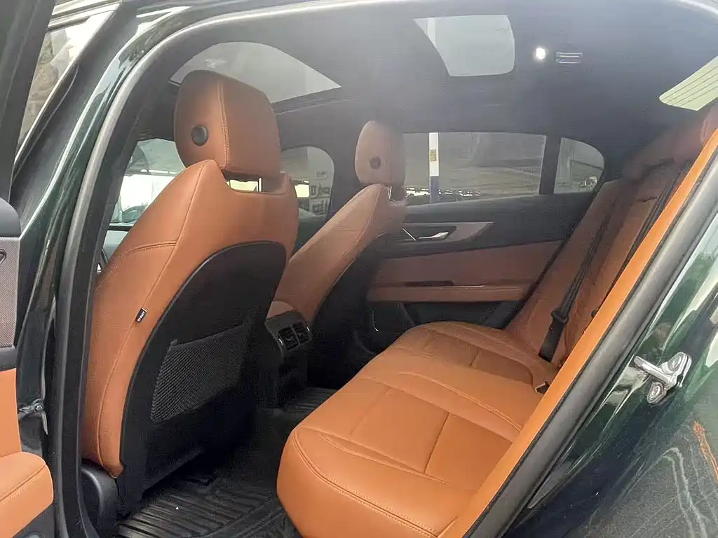 Jaguar XEL — миниатюра 7