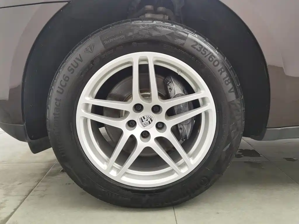 Porsche Macan — миниатюра 17