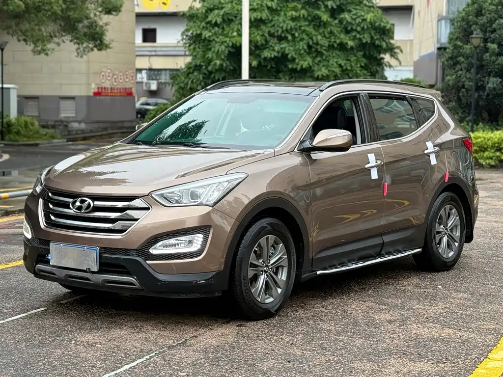 Hyundai Santa Fe 2015