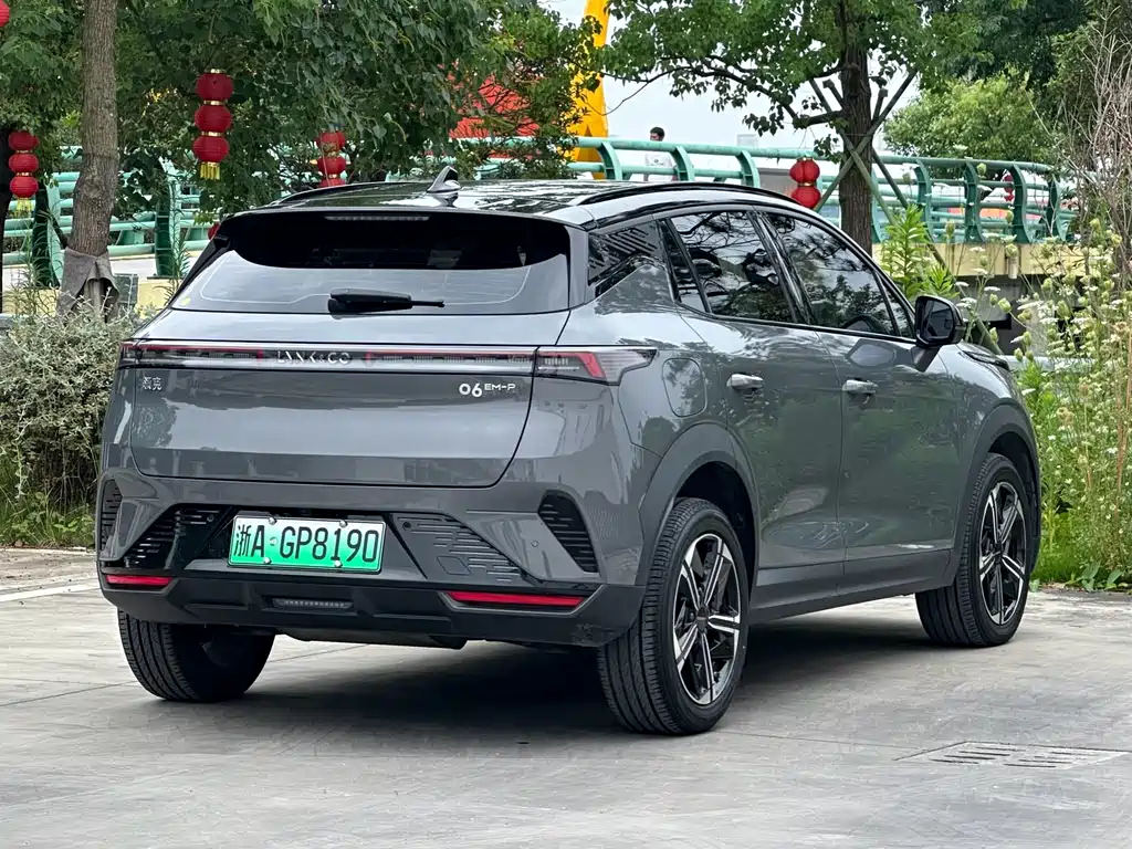 Lynk & Co 06 EM-P 2023 EM-P 126 Halo