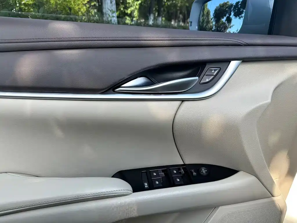 Cadillac XTS — миниатюра 22