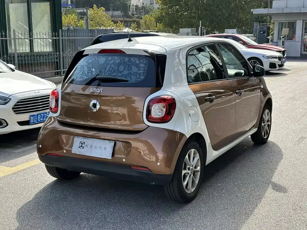 smart Smart Forfour — миниатюра 4