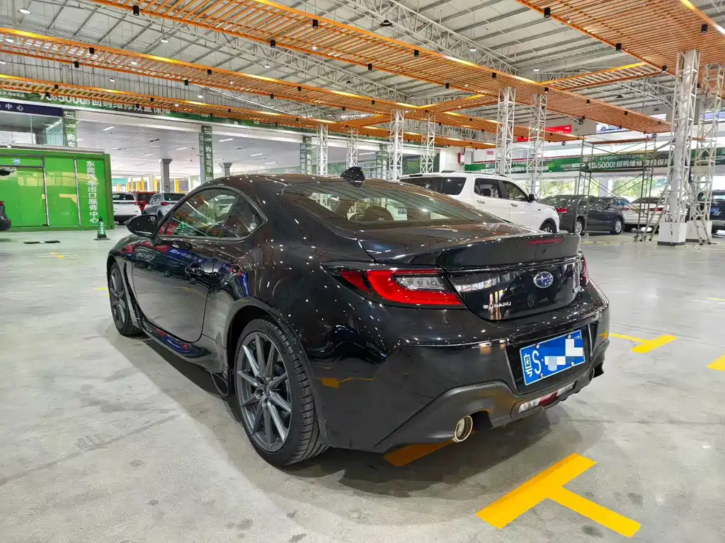 Subaru BRZ — миниатюра 9