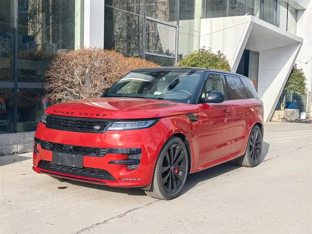 Land Rover Sport PHEV 2025