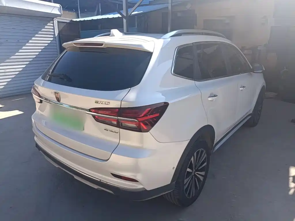 Roewe RX5 New Energy — миниатюра 7