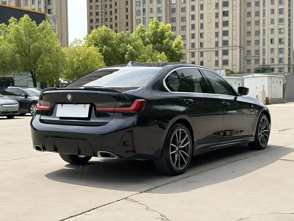 BMW 3 Series — миниатюра 5