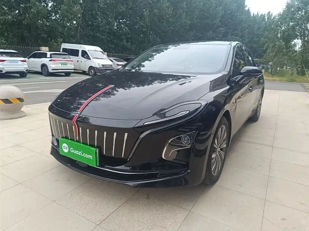 Hongqi Hongqi E-QM5 2023