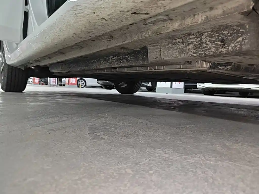 Roewe i6 MAX New Energy — миниатюра 21