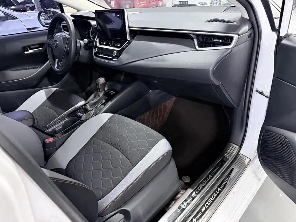 Toyota Corolla - фото 14