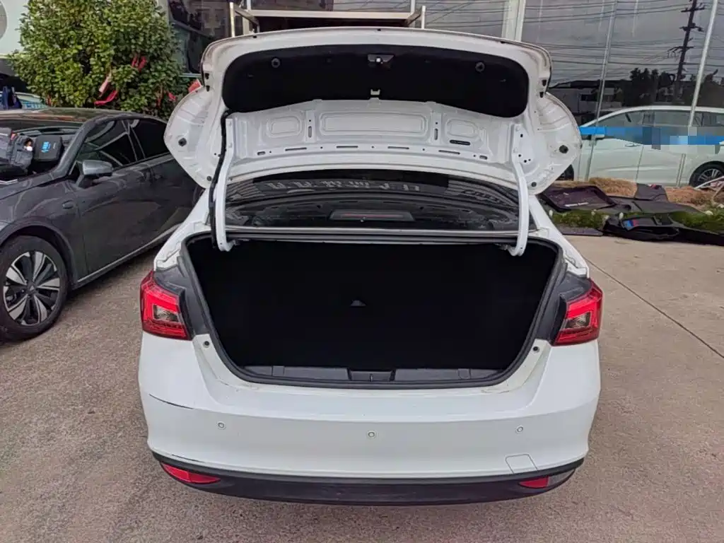 Chery Arrizo 5 — миниатюра 19