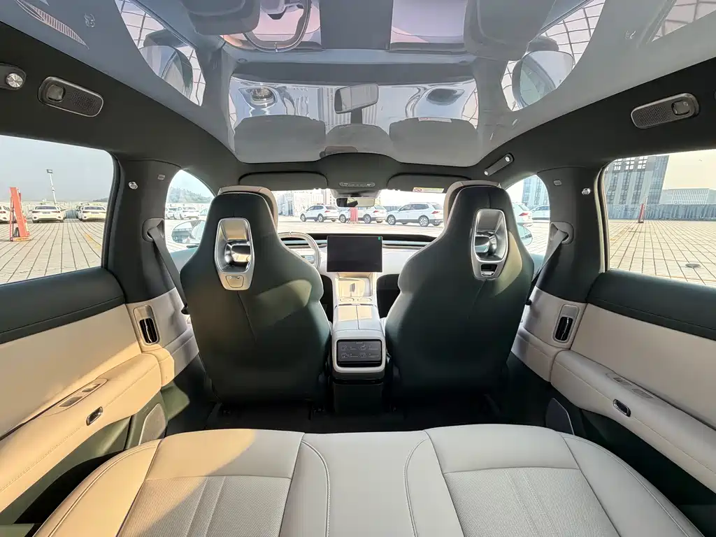 XIAOMI CAR XIAOMI YU7