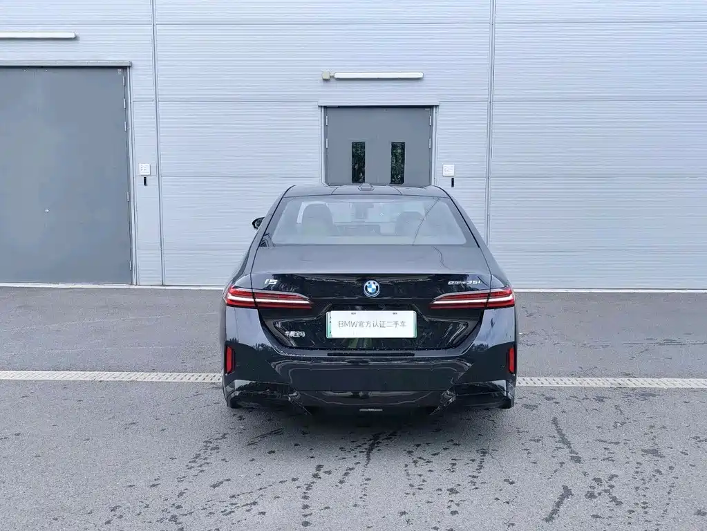 BMW i5 — миниатюра 3